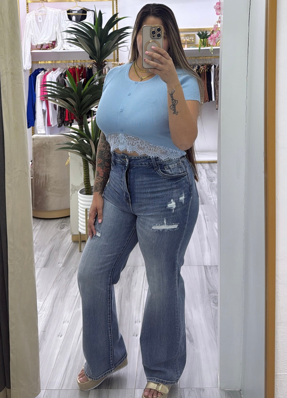 TOP BUTTON UP WHIT LACE